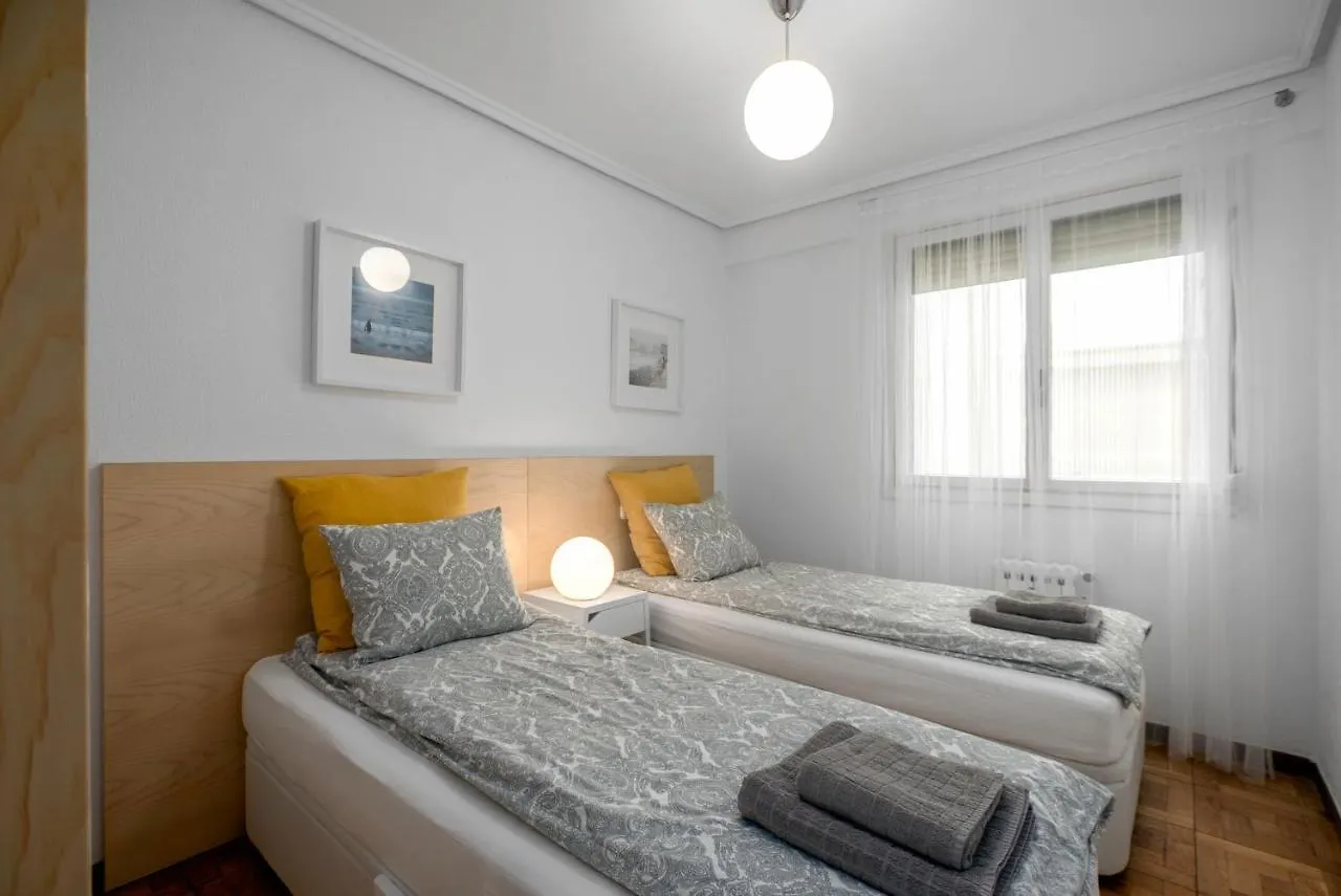 Apartamento Muy Comodo Con Parking 산세바스티안