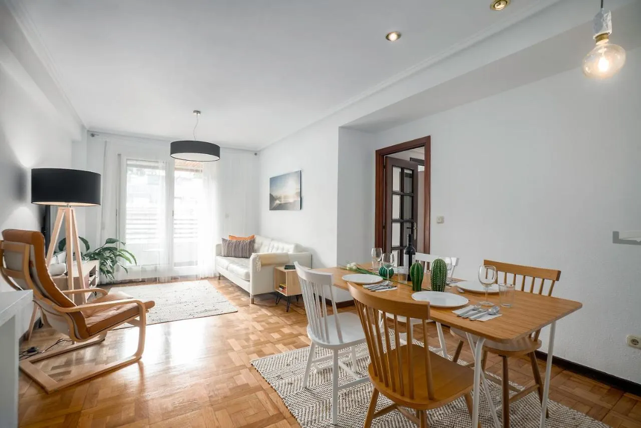 Apartamento Muy Comodo Con Parking San Sebastian